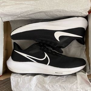 NEW Nike Air Zoom Pegasus Shoes 39 | Women's 10 | Men's 8.5